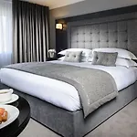 Hotel Oaks