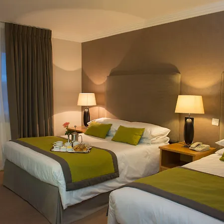 基拉尼橡树酒店 4* 基拉尼