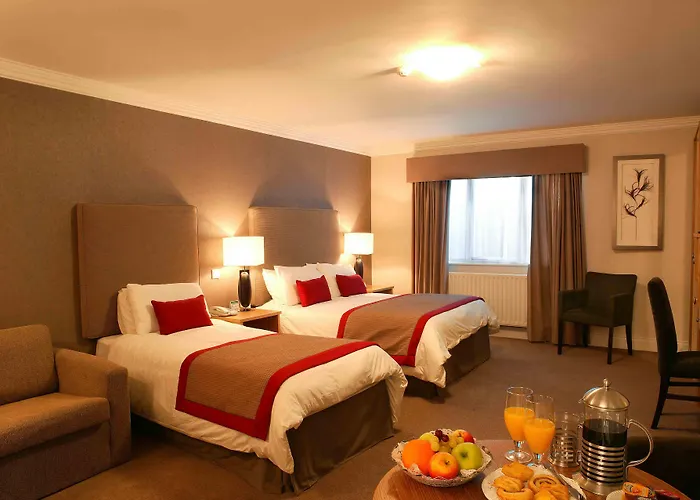 Oaks Отель Килларни