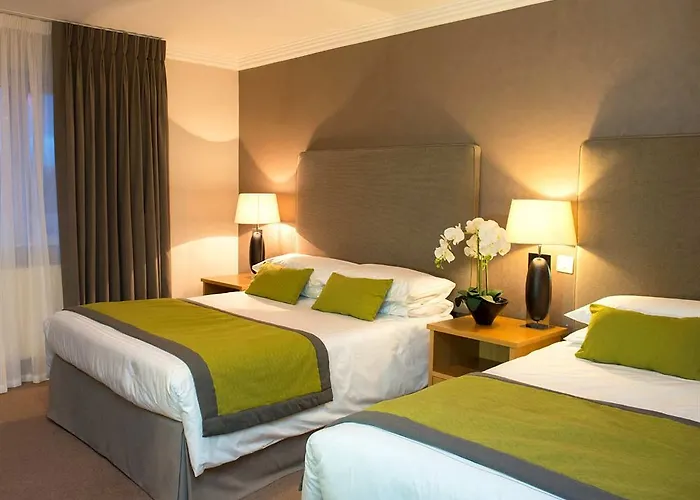 Отель Oaks Килларни