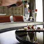 Oaks ホテル 4*